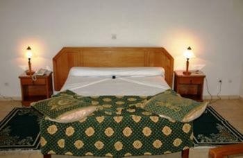 El Biar Hotel