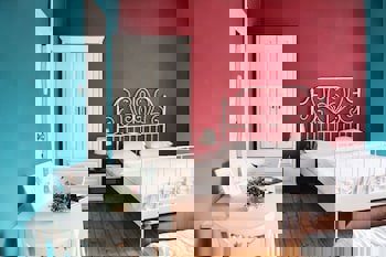 Cheers Midtown Hostel