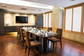 Commodore Hotel Busan