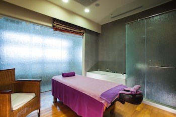 Luminous Hot Spring & Resort