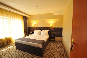 Crystal Palace Hotel