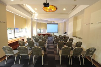 Crystal Palace Hotel
