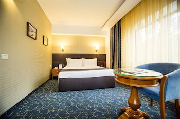 Crystal Palace Hotel