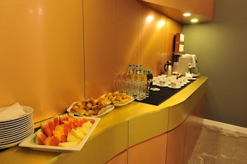 Crystal Palace Hotel