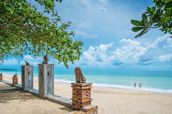 Lanta Sand Resort & Spa