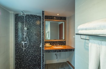 Lanta Sand Resort & Spa