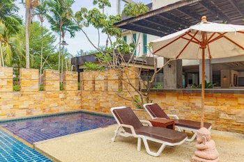 Lanta Sand Resort & Spa