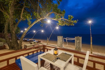 Lanta Sand Resort & Spa