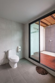 Lanta Sand Resort & Spa