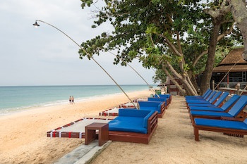 Lanta Sand Resort & Spa