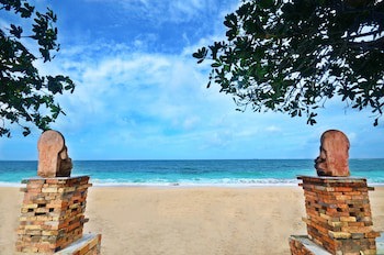 Lanta Sand Resort & Spa