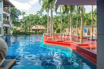Lanta Sand Resort & Spa