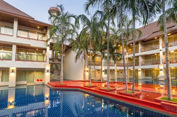 Lanta Sand Resort & Spa