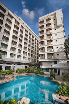 Mike Garden Resort Hotel