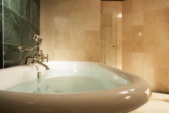 Chelsea Plaza Hotel Dubai