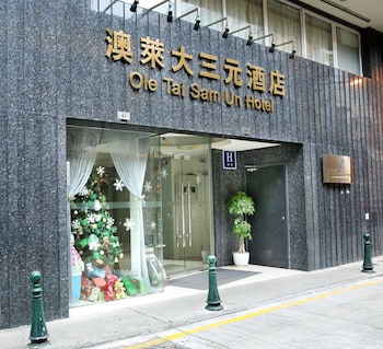 Ole Tai Sam Un Hotel