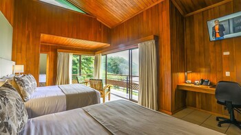 Ficus Sunset Suites