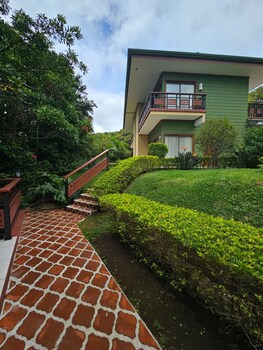 Ficus Sunset Suites