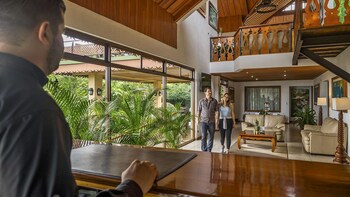 Ficus Sunset Suites