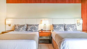 Ficus Sunset Suites