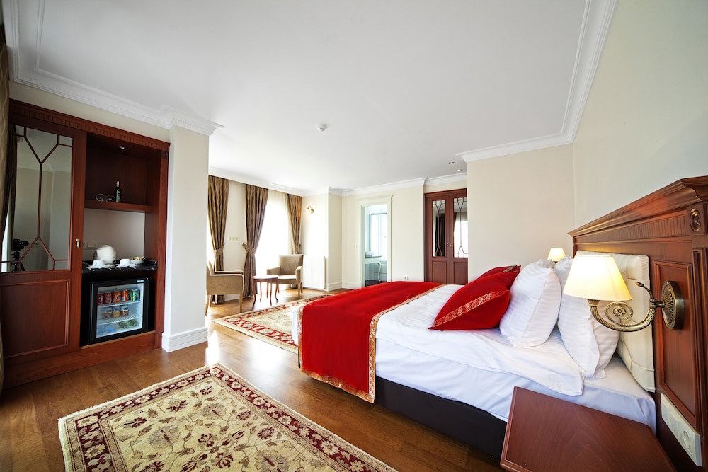 Aren Suites