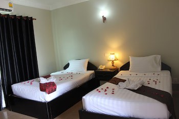 Central Night Hotel