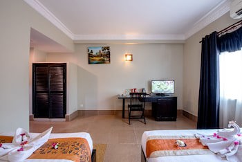 Central Night Hotel