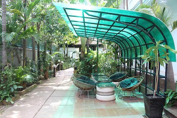 Central Night Hotel