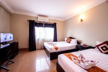 Central Night Hotel