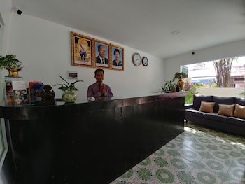 Central Night Hotel