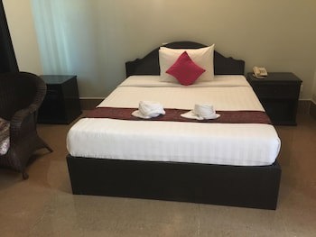 Central Night Hotel