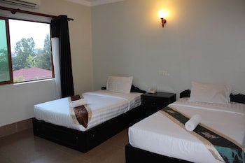 Central Night Hotel