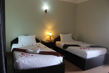Central Night Hotel