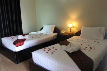 Central Night Hotel