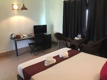 Central Night Hotel