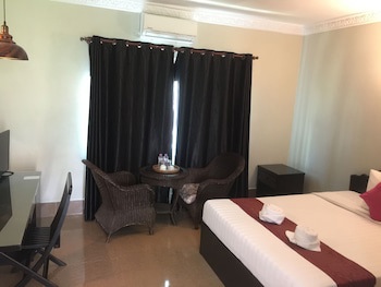 Central Night Hotel