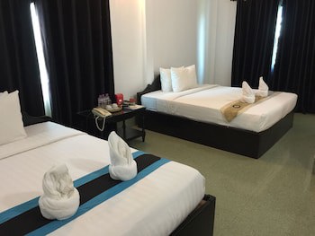 Central Night Hotel