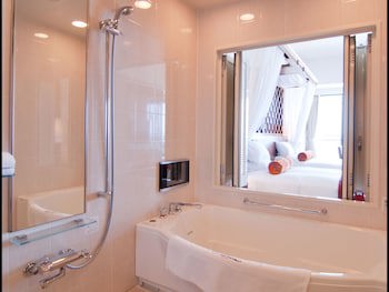 Southern Beach Hotel & Resort Okinawa