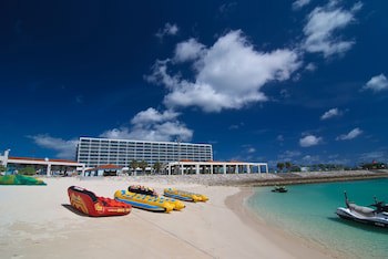 Southern Beach Hotel & Resort Okinawa