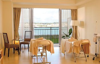 Southern Beach Hotel & Resort Okinawa