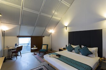 Mana Hotel