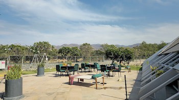 Mana Hotel