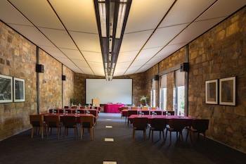 Mana Hotel