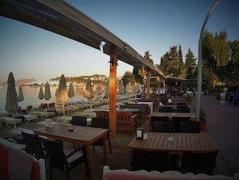 Manuela Hotel galeri fotoğrafı