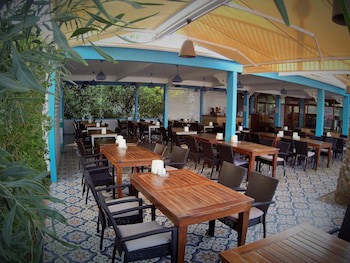 Manuela Hotel galeri fotoğrafı