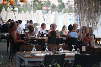 Manuela Hotel galeri fotoğrafı