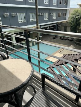 Circle Inn - Iloilo City Center