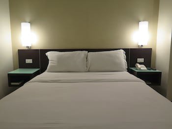 Circle Inn - Iloilo City Center
