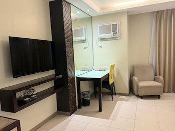 Circle Inn - Iloilo City Center