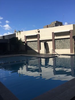 Circle Inn - Iloilo City Center